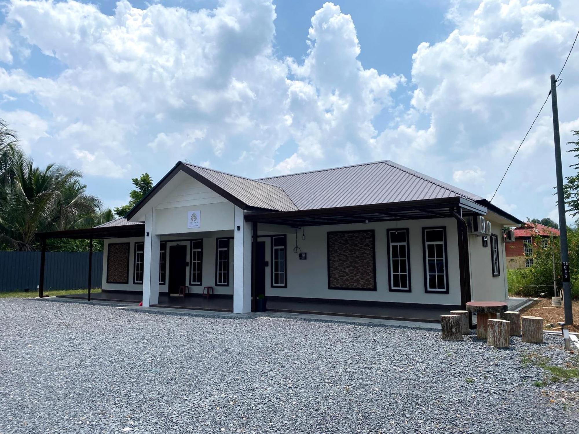 Delima 2 Bedroom,1 Toilet *
