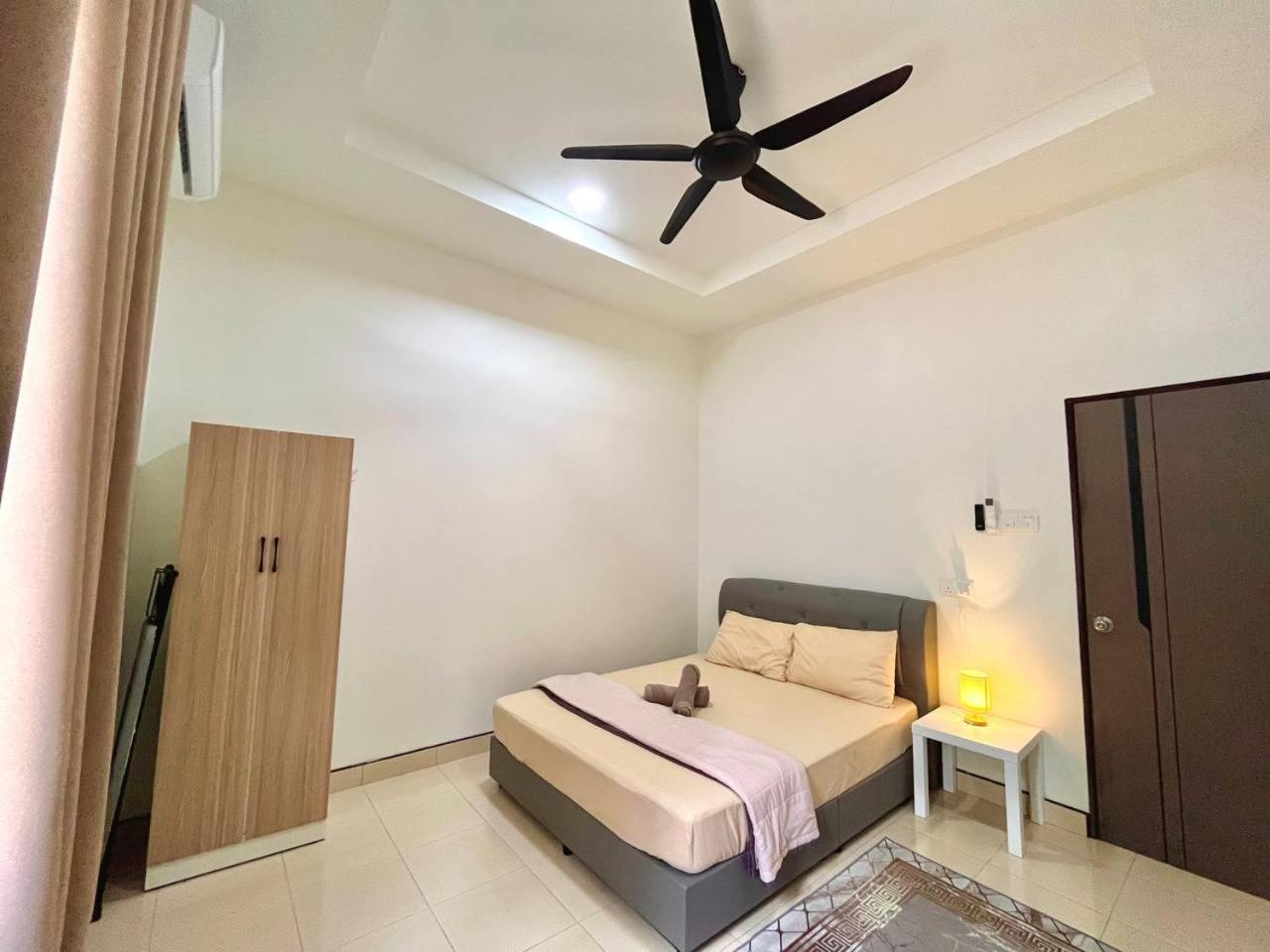 Delima 2 Bedroom,1 Toilet *